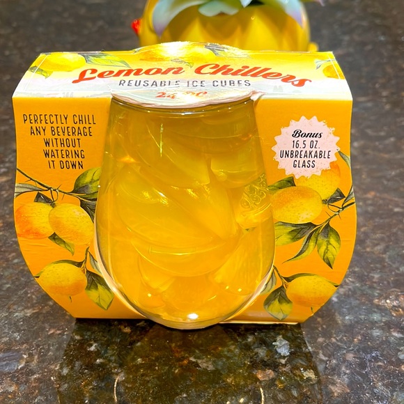NWT 24 Piece Lemon Chillers Reusable Ice Cubes with Unbreakable Wine Glass - Picture 13 of 14